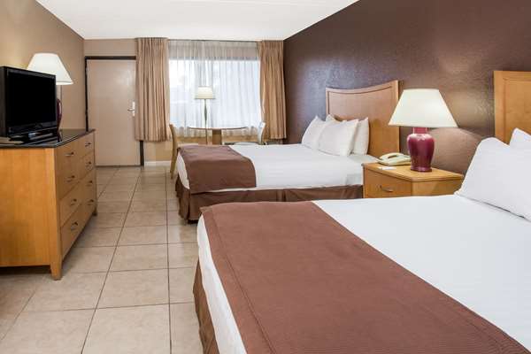  - Travelodge Deltona - I-4, Exit 108