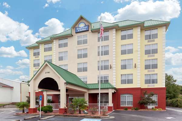 Exterior view - Days Inn & Suites North Tucker - I-285, Exit 37