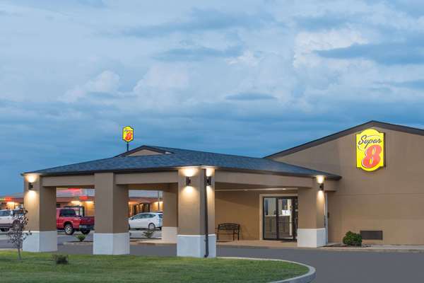 On-Site,Outdoor/Exterior,Exterior View of Building