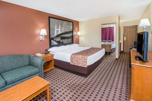  - Super 8 Motel Charleston - I-57, Exit 12