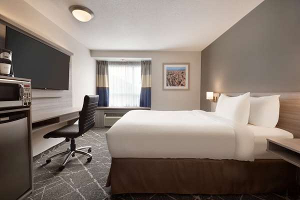 - Microtel Inn & Suites by Wyndham Lloydminster