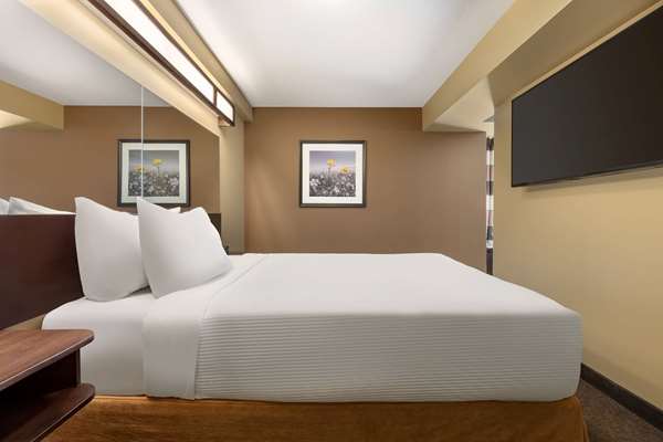 Suite - Microtel Inn & Suites by Wyndham Weyburn