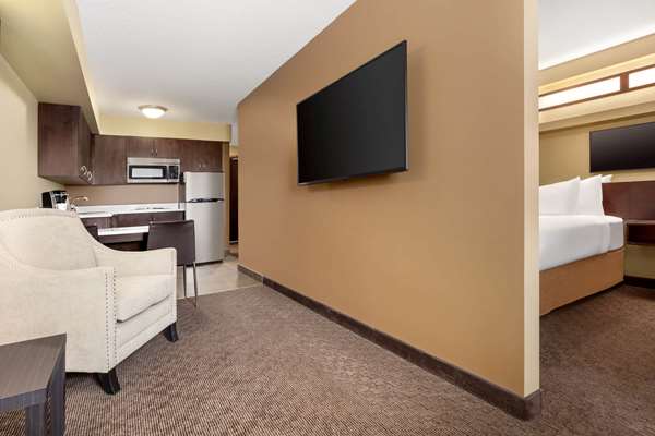 Suite - Microtel Inn & Suites by Wyndham Weyburn