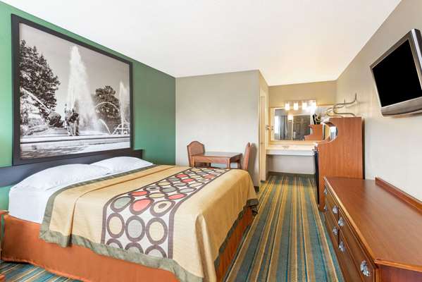  - Super 8 Motel Greencastle - I-81, Exit 5