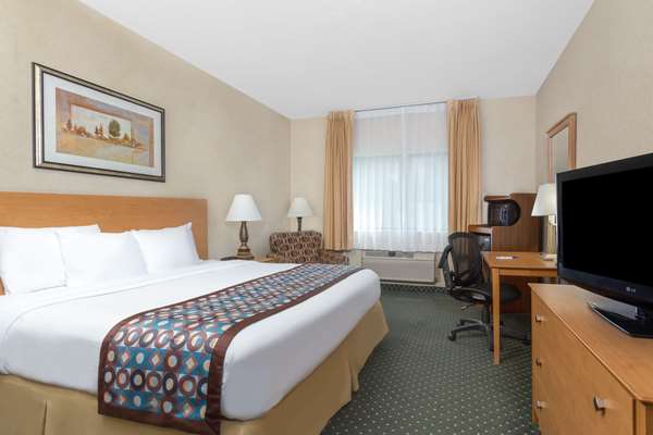  - Baymont Inn & Suites Waterloo