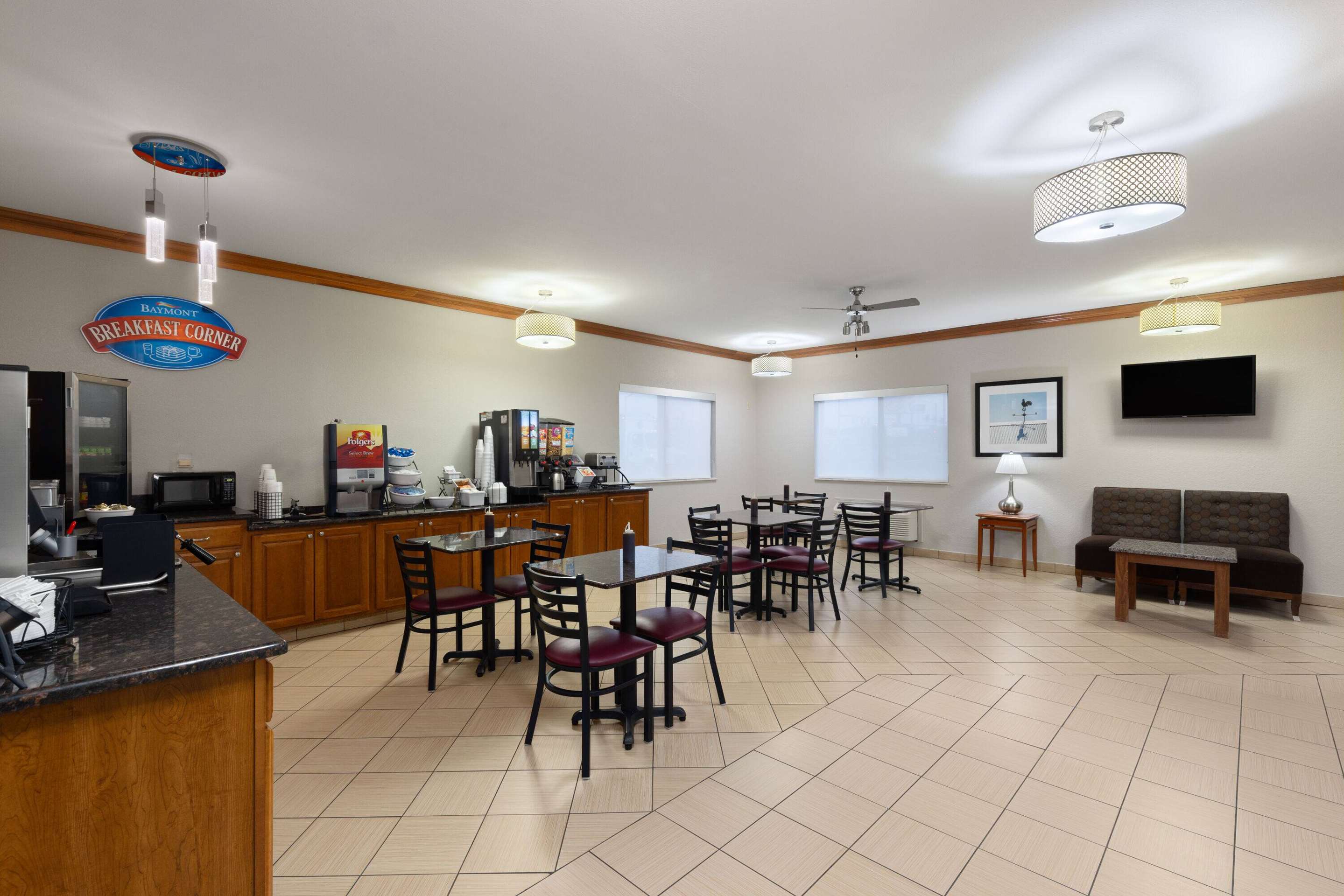 Breakfast Area | Baymont by Wyndham Waterloo