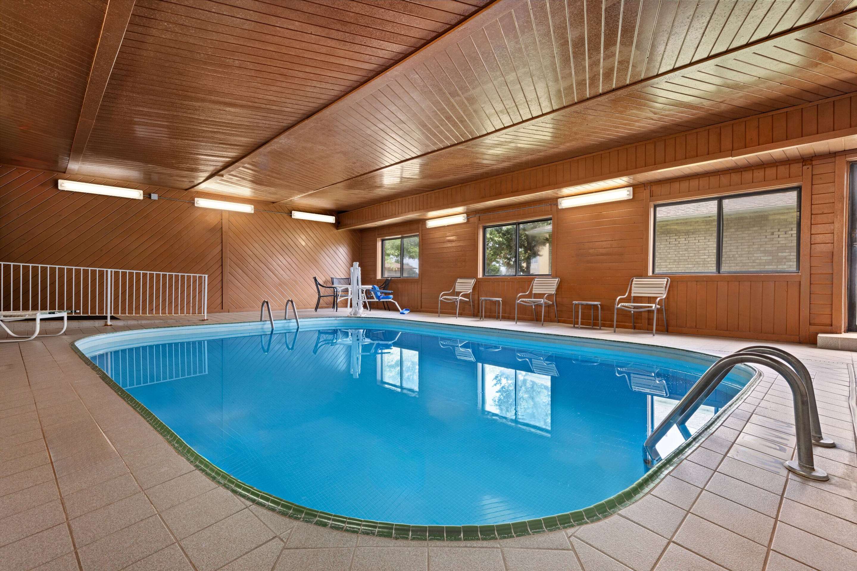 Pool | Baymont by Wyndham Waterloo