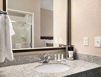  - Baymont Inn & Suites Odessa