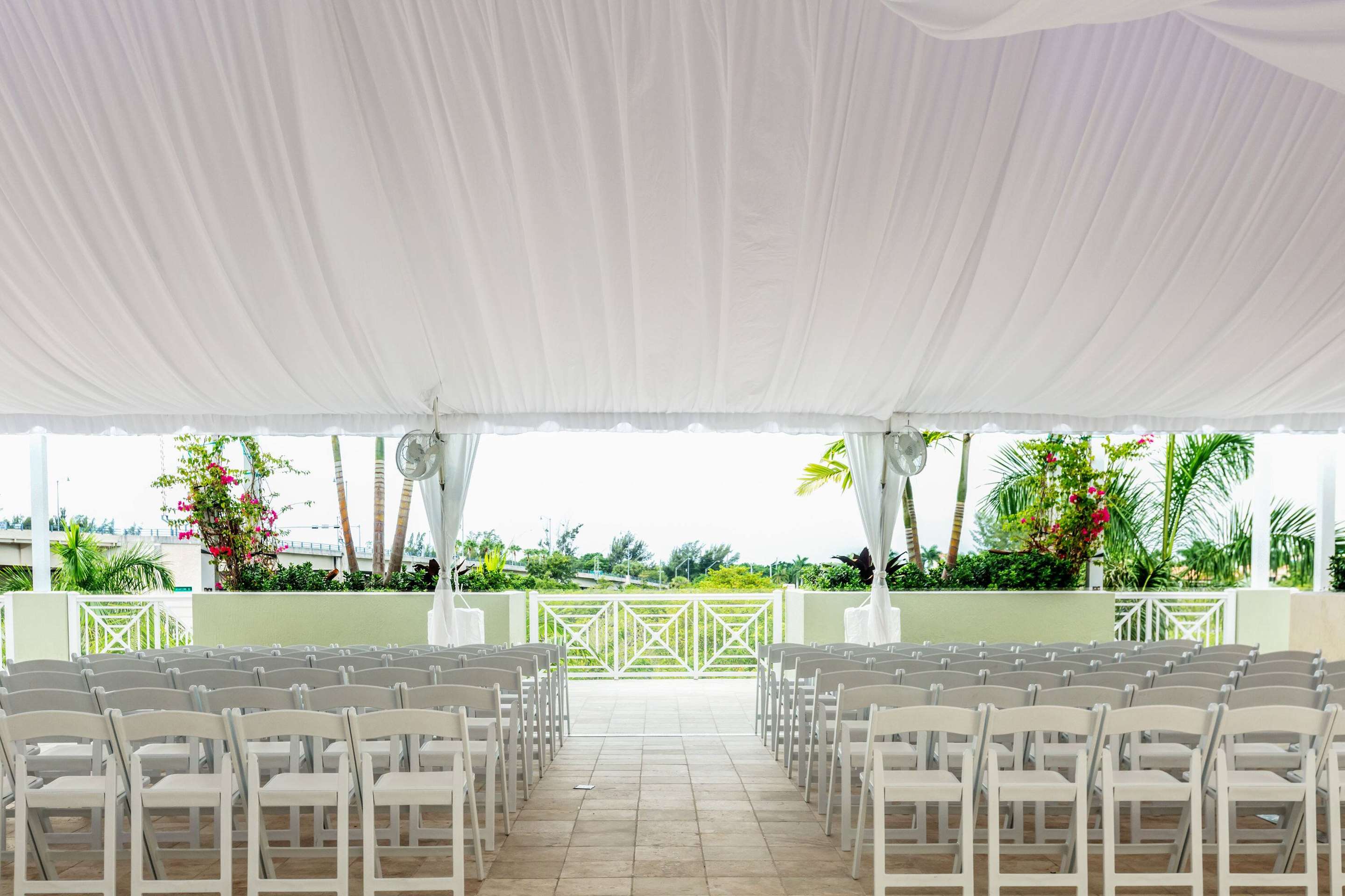 Patio | Wyndham Grand Jupiter at Harbourside Place