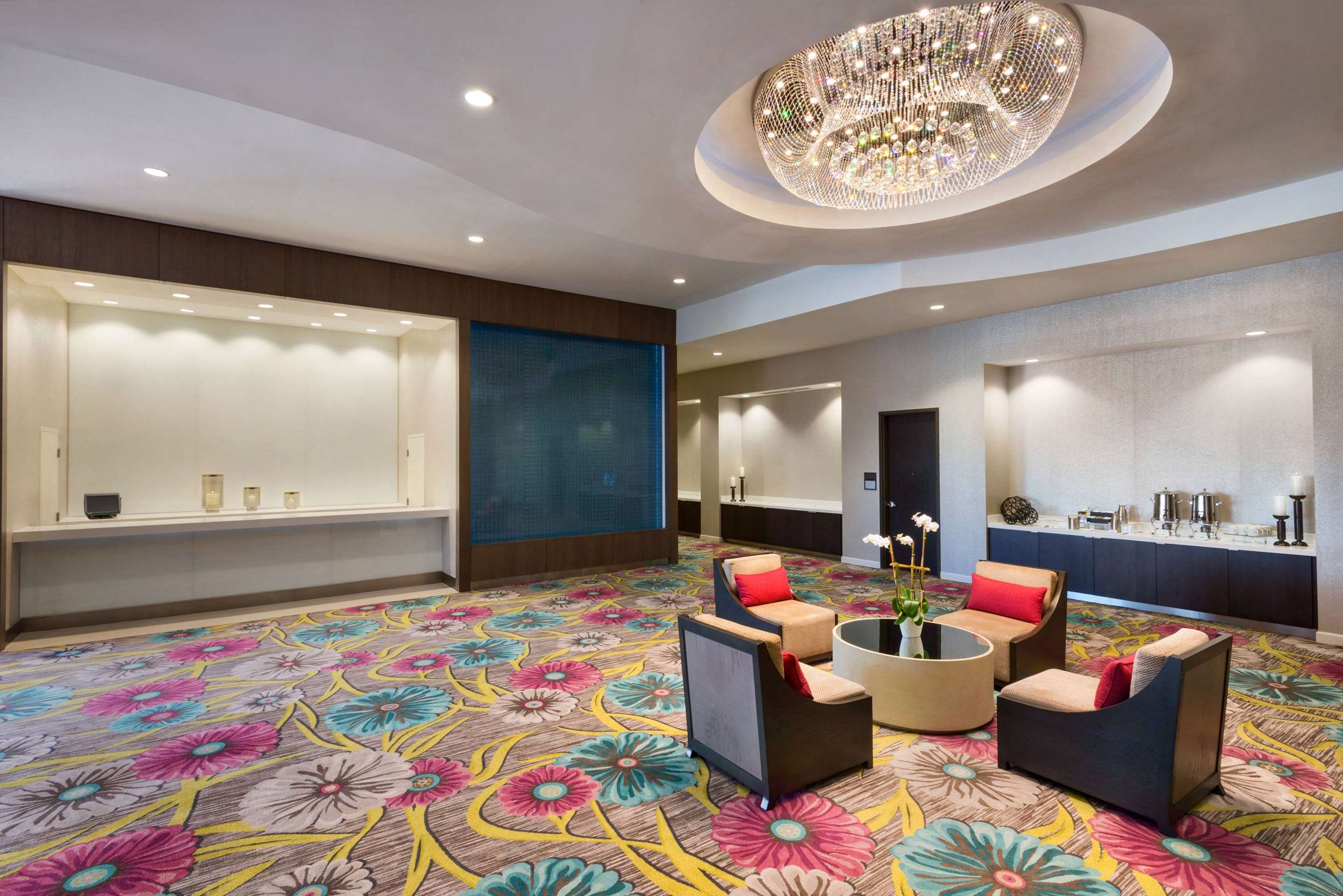 Seating Area | Wyndham Grand Jupiter at Harbourside Place