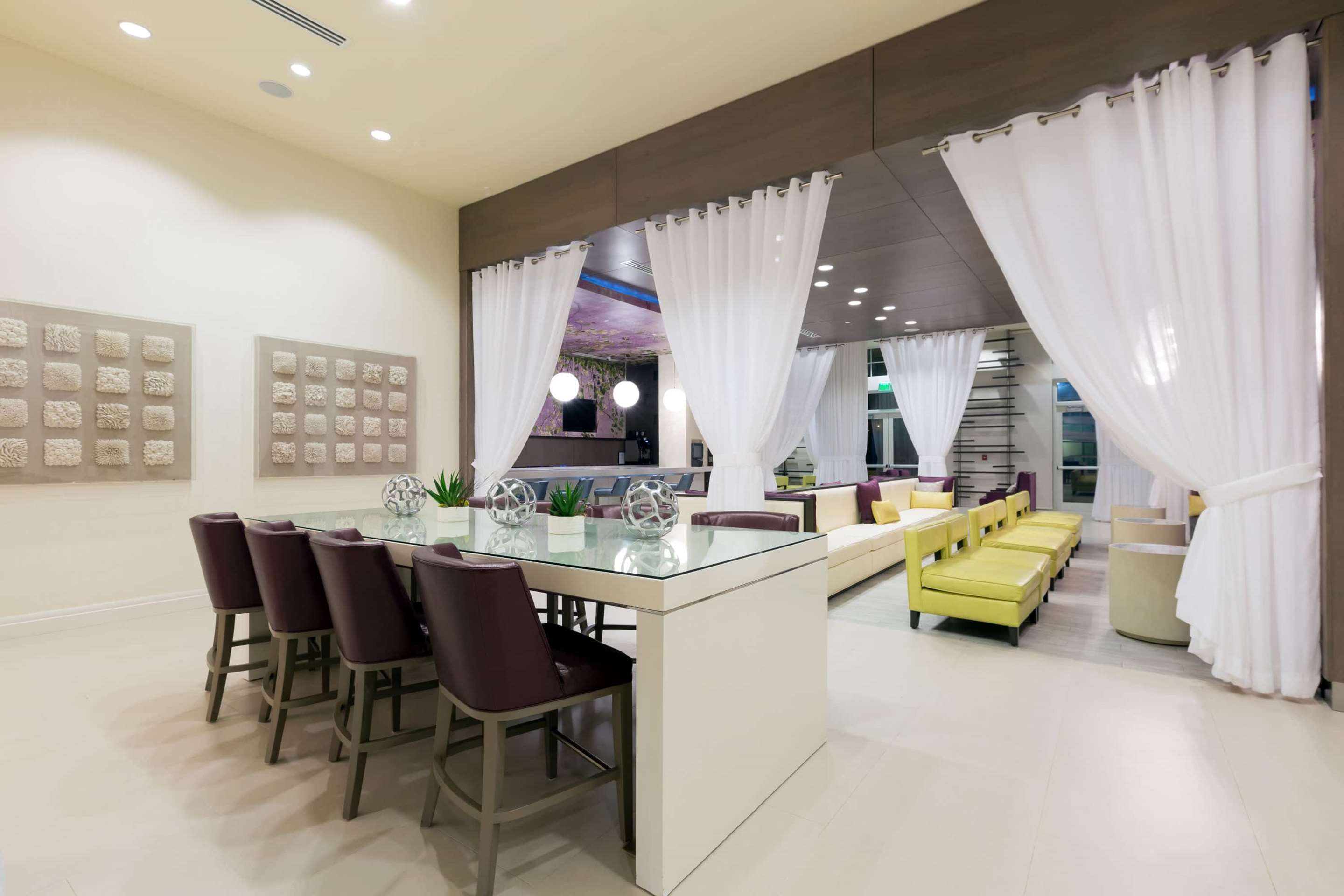 Lobby | Wyndham Grand Jupiter at Harbourside Place