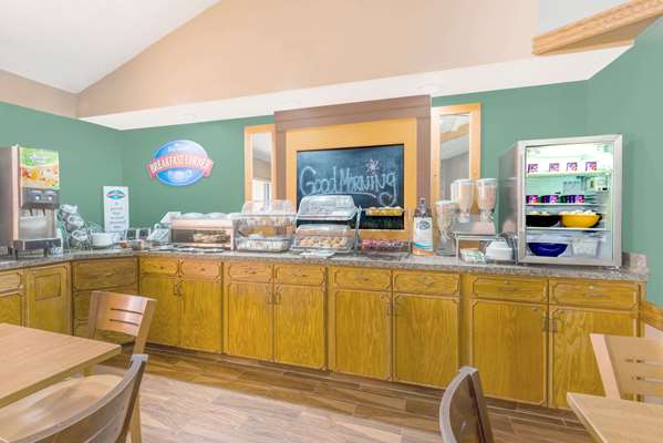  - Baymont Inn & Suites Marshalltown