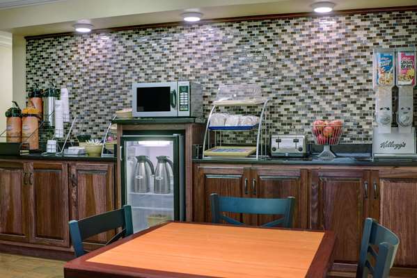  - Days Inn Macon - I-475, Exit 3