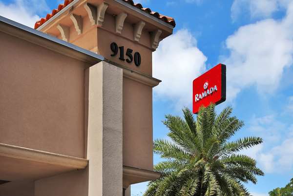 Exterior view - Ramada Hotel & Conference Center Baymeadows JAX - I-95, Exit 341