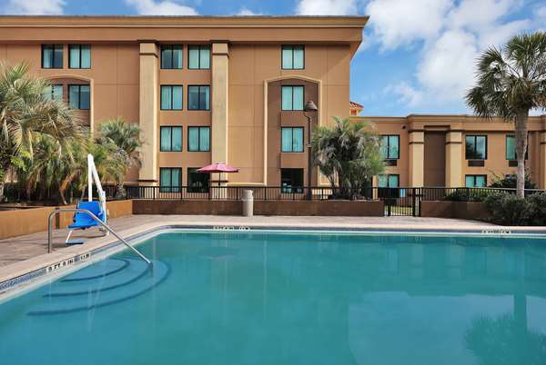Pool - Ramada Hotel & Conference Center Baymeadows JAX - I-95, Exit 341