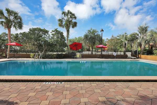 Pool - Ramada Hotel & Conference Center Baymeadows JAX - I-95, Exit 341