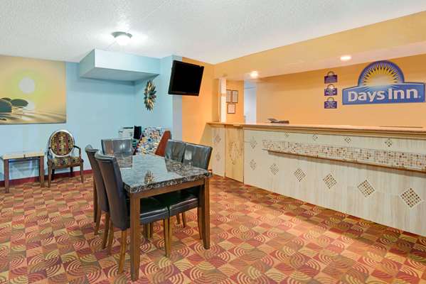  - Days Inn Independence - I-70, Exit 12