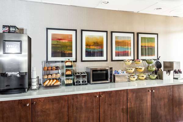  - Ramada Hotel Salt Lake City - I-80, Exit 118