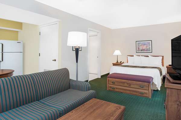 Suite - Hawthorn Suites by Wyndham Green Bay