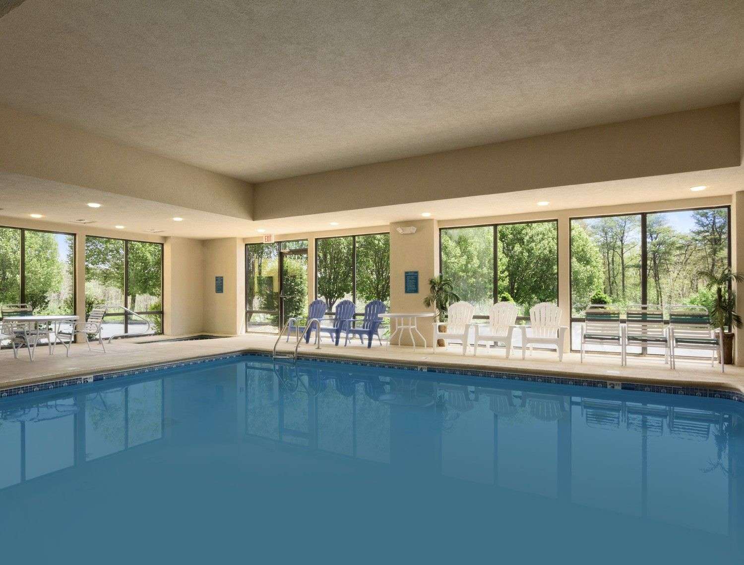 Pool | Baymont by Wyndham Crossville