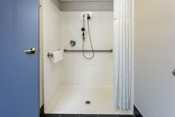  - Baymont Inn & Suites Marinette