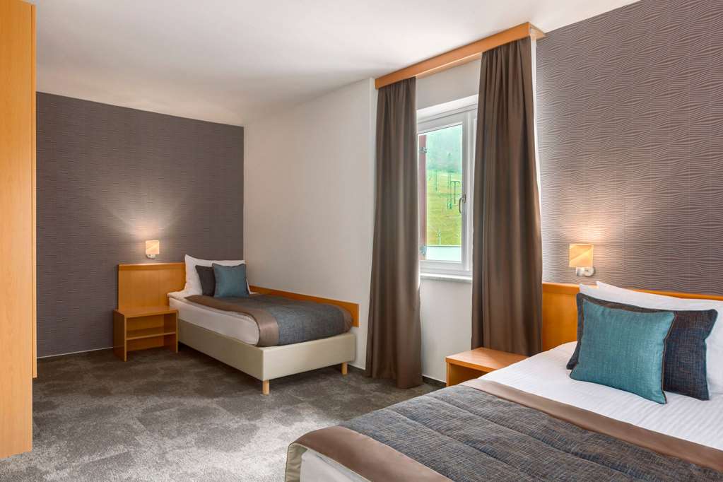 RAMADA RESORT KRANJSKA GORA-guestroom-Guest Room,Suite,On-Site.jpg