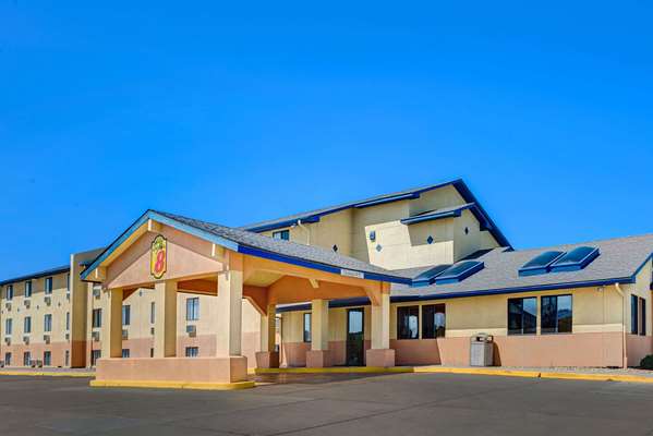 Exterior view - Super 8 Hotel Hutchinson
