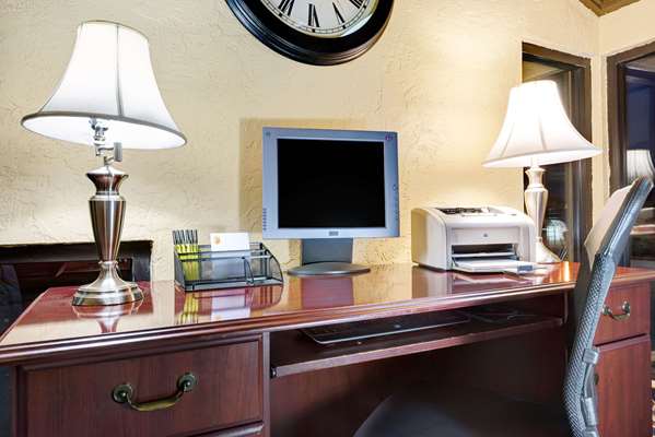 Conference Area - Super 8 Hotel Hutchinson