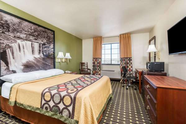  - Super 8 Hotel Madison