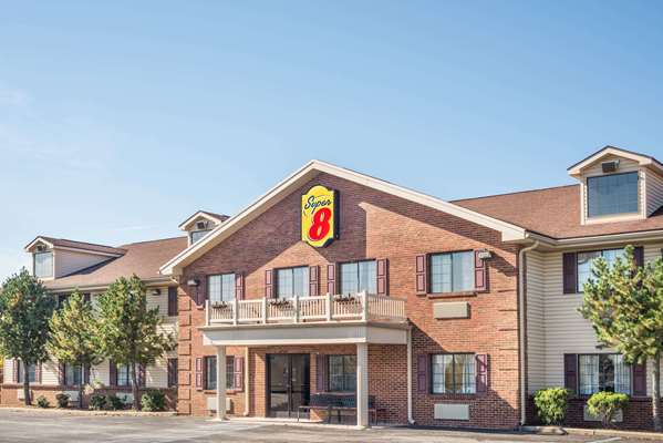 Exterior view - Super 8 Hotel Madison