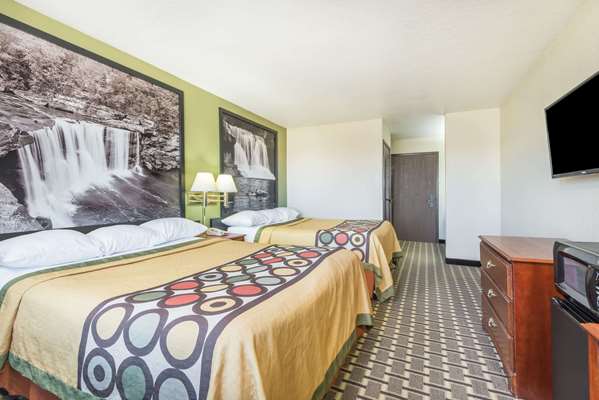  - Super 8 Hotel Madison