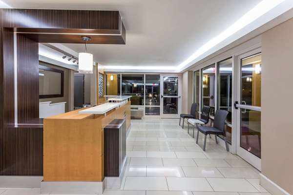  - Super 8 Motel Convention Center Area Dalton - I-75, Exit 333