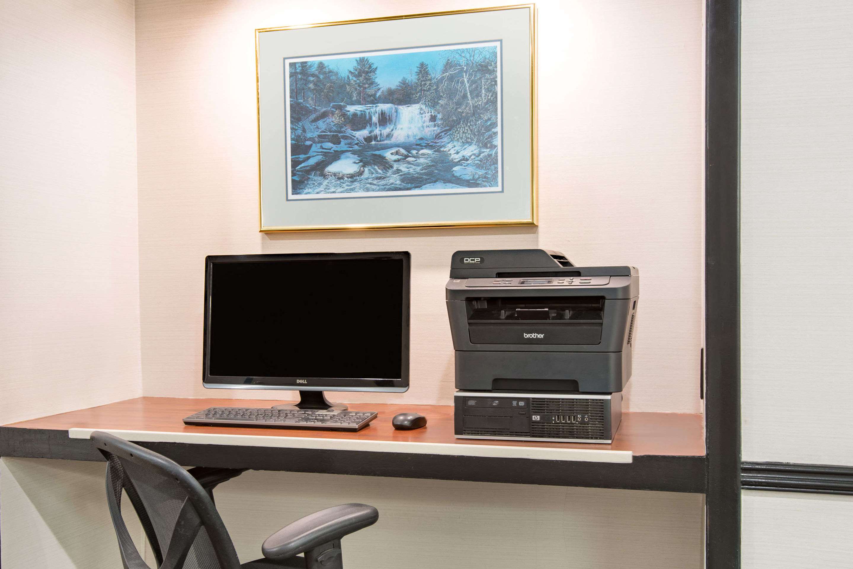 Business Center | Ramada by Wyndham Cumberland Downtown
