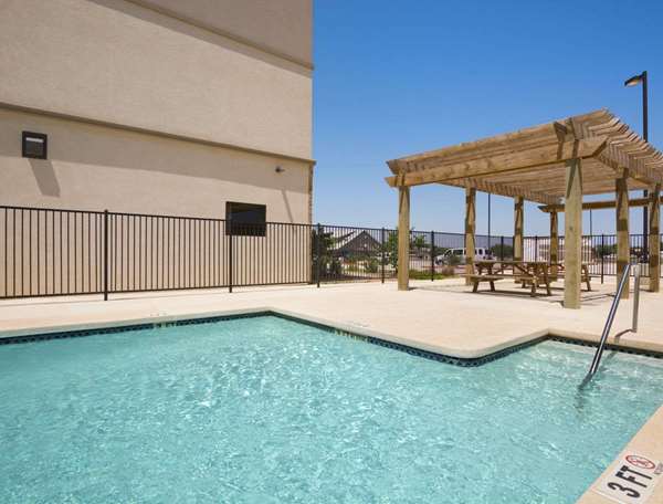 Pool - Baymont Inn & Suites Cotulla