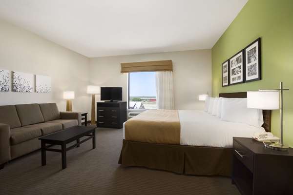 Suite - Baymont Inn & Suites Cotulla