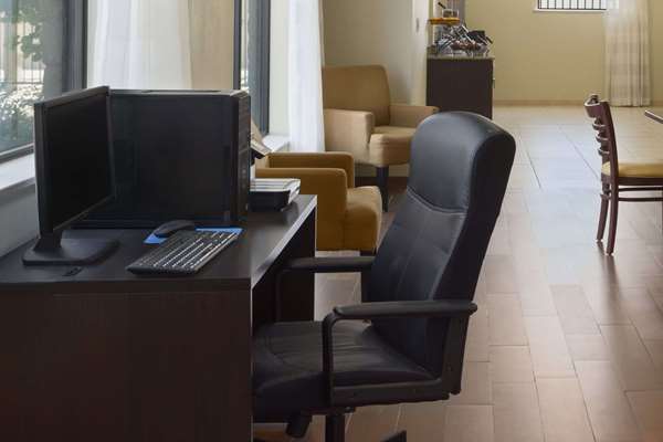 Conference Area - Baymont Inn & Suites Cotulla