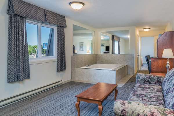  - Travelodge Gananoque