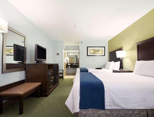  - Baymont Inn & Suites Mary Esther