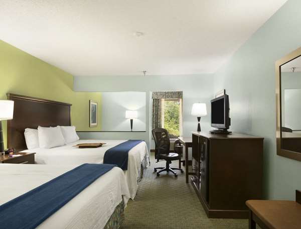  - Baymont Inn & Suites Mary Esther