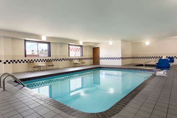 Pool - Baymont Inn & Suites Salina