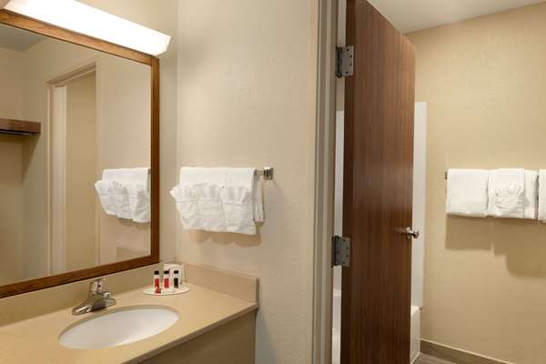 - Baymont Inn & Suites Salina