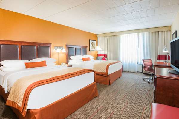  - Wyndham Garden Hotel Airport Pittsburgh