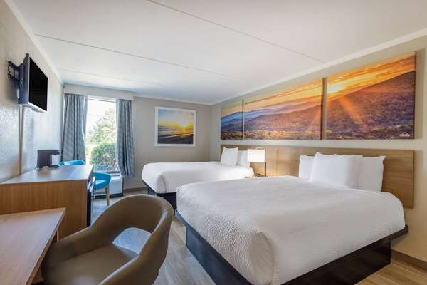  - Days Inn Northwest Fayetteville