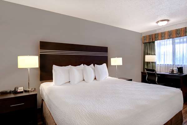  - Days Inn North Vernon