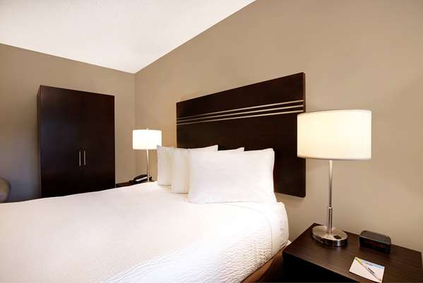  - Days Inn North Vernon