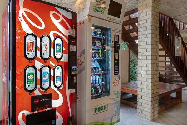 Pool - Days Inn North Vernon