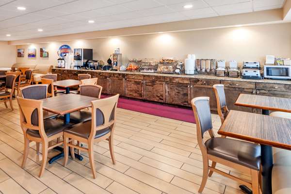 - Baymont Inn & Suites St Ignace - I-75, Exit 344