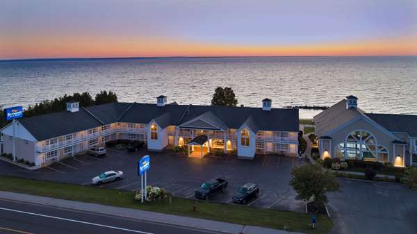 Exterior view - Baymont Inn & Suites St Ignace - I-75, Exit 344