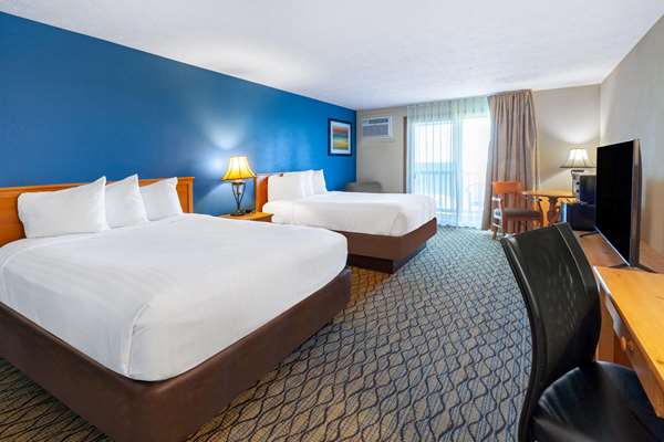  - Baymont Inn & Suites St Ignace - I-75, Exit 344