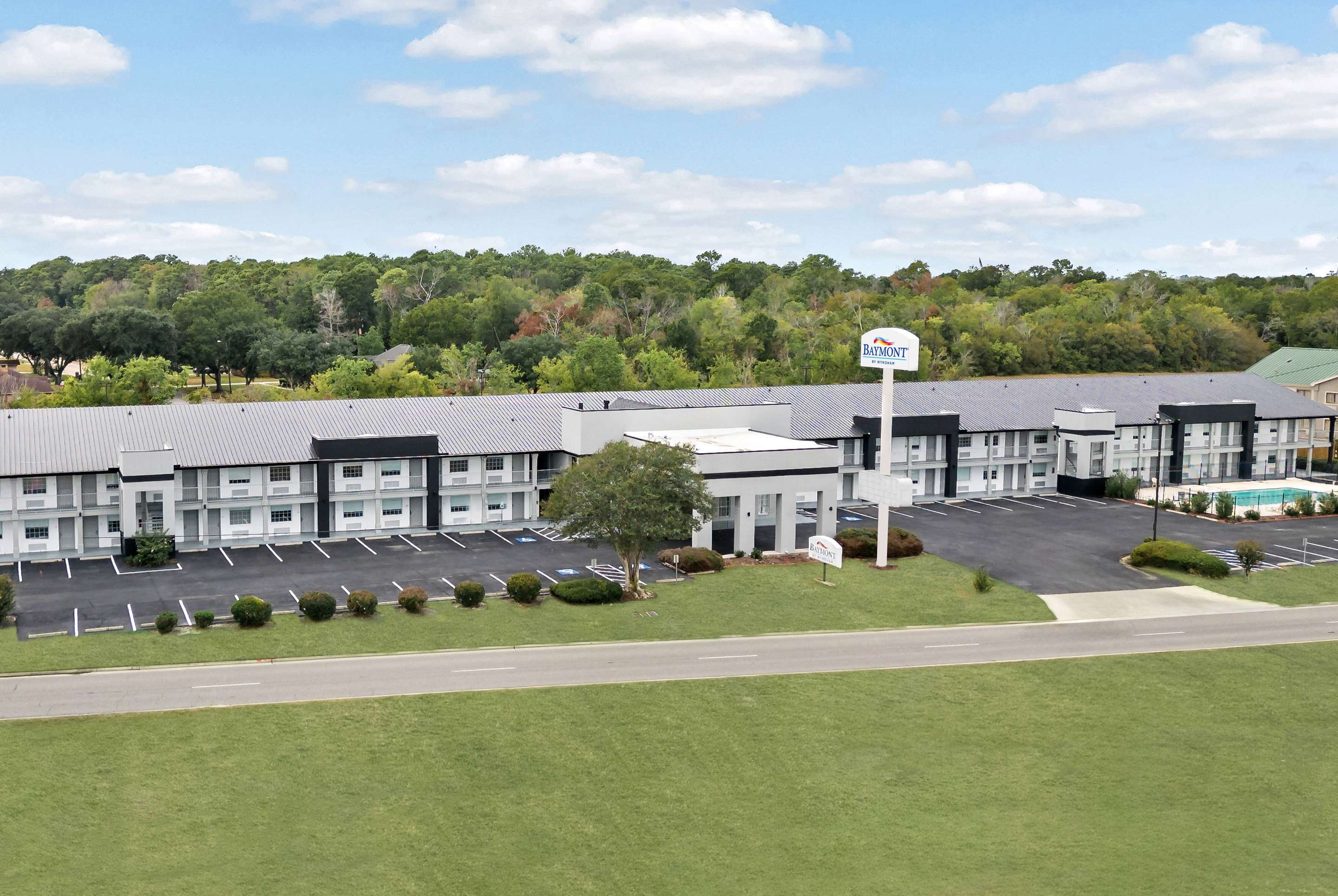 Exterior | Baymont by Wyndham Beaumont